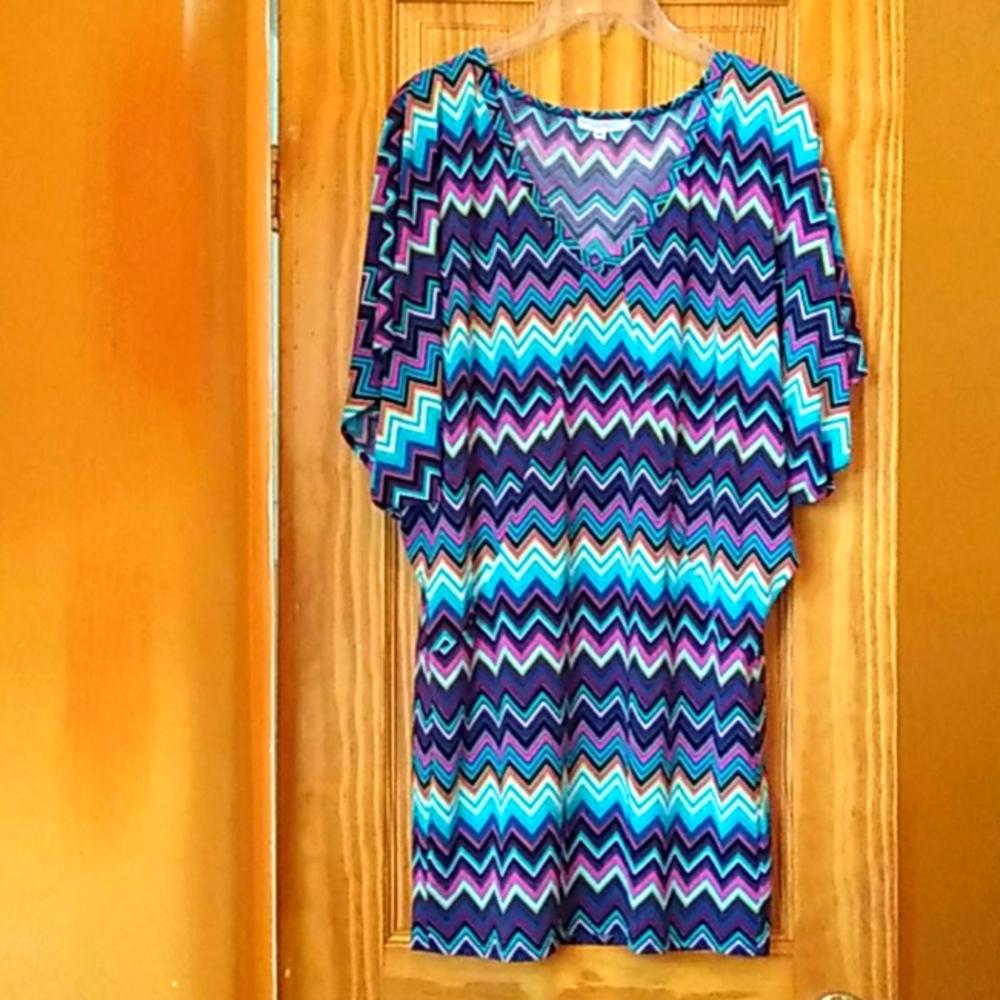 Trina Turk Bat Wing Beach Cover Up Tunic Top Multicolor Vacation Europe Summer